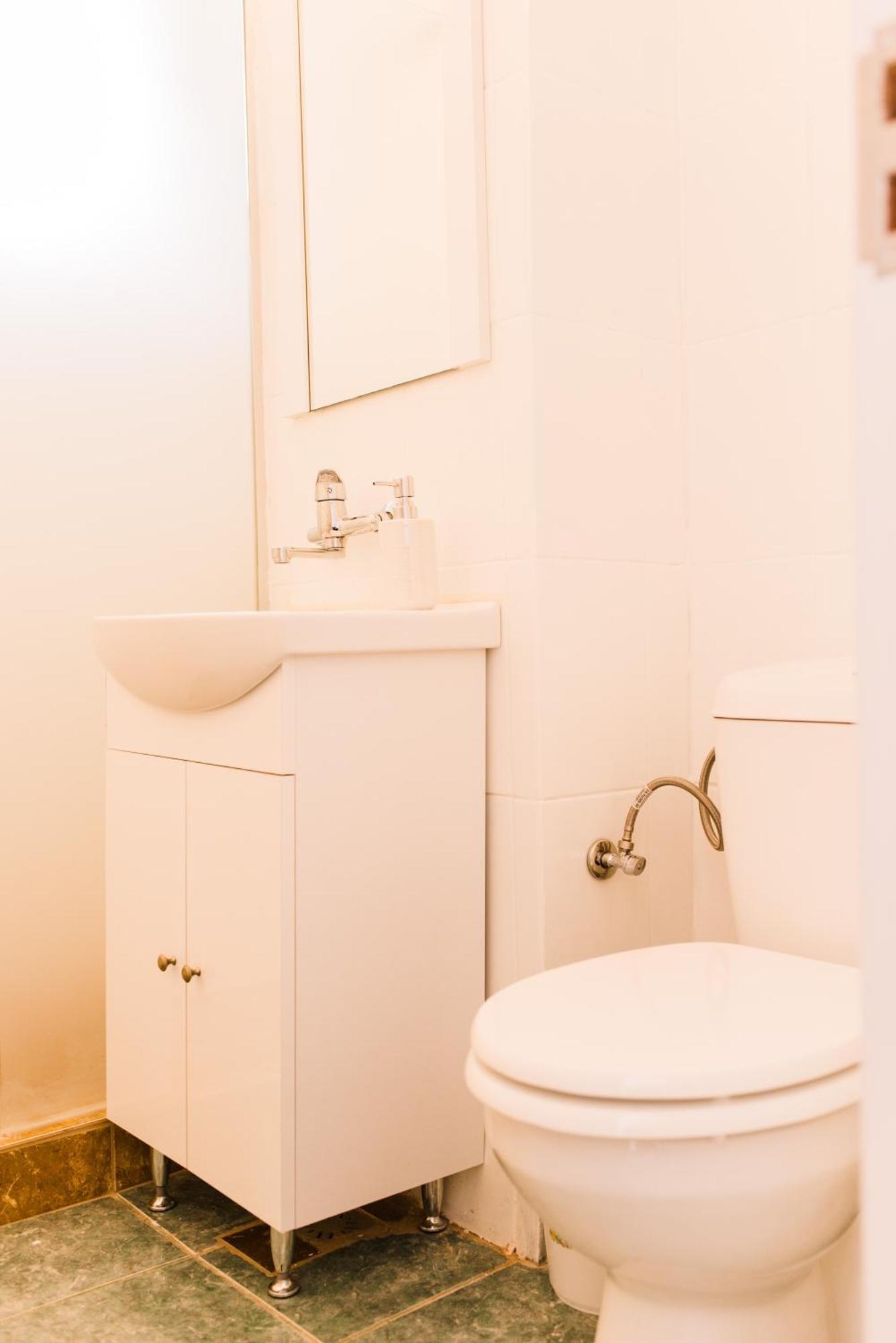 Riverside White Apartment ساتو ماري المظهر الخارجي الصورة